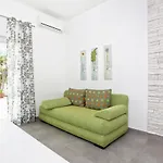 10304c Apartment *