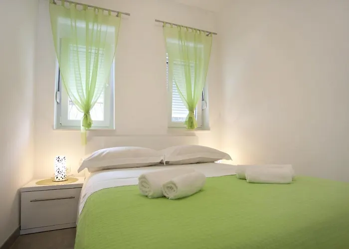 Apartment 10304c Duće